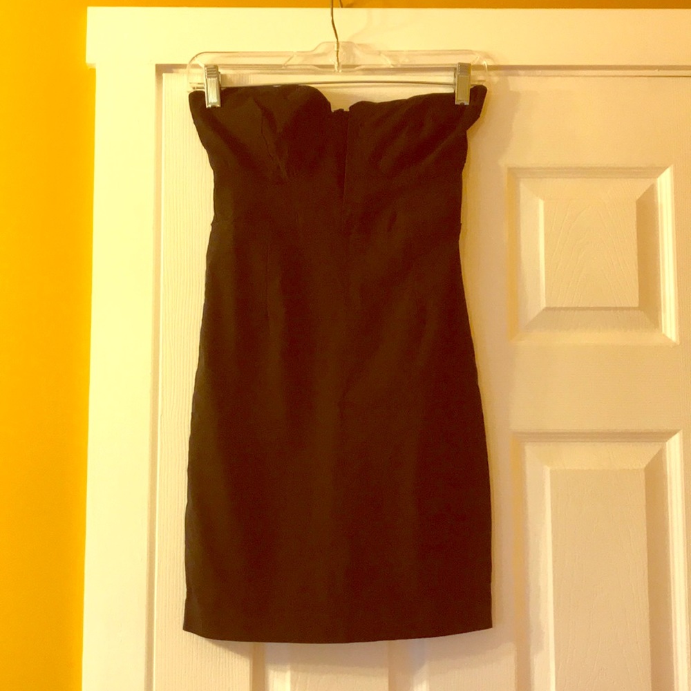 lulu’s black mini dress